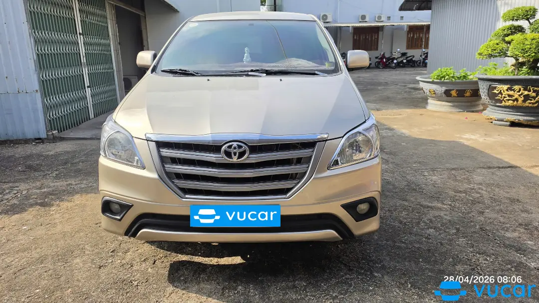 Toyota Innova 2.0E 2014 - Ngoại thất 2
