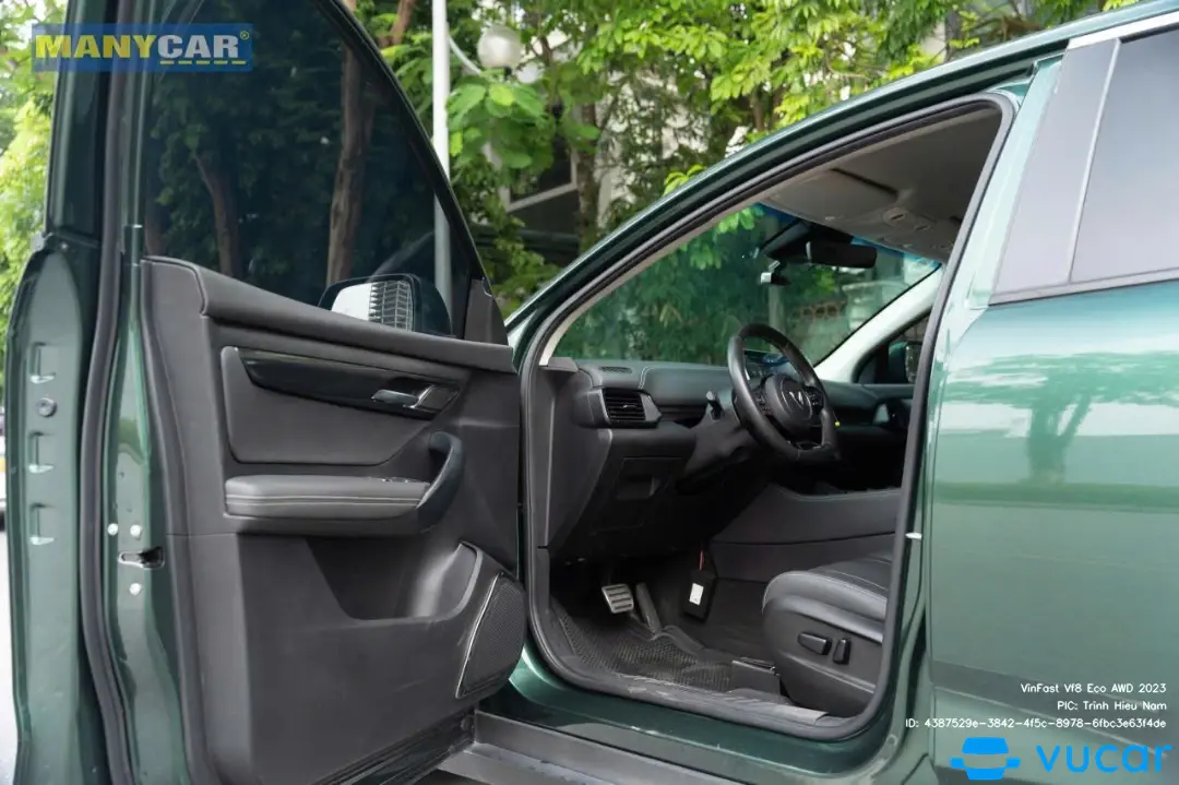 VinFast Vf8 Eco AWD 2023 - Nội thất 6