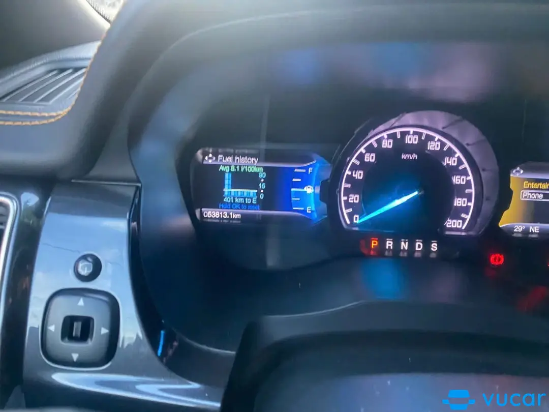Toyota Fortuner 2.4G 4x2 AT 2020 - Nội thất 14