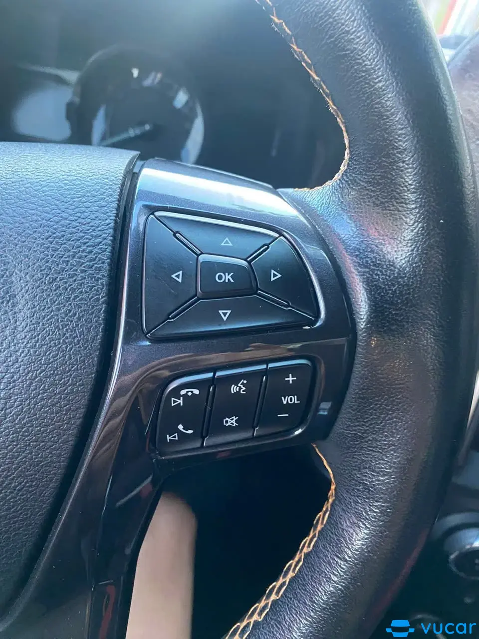 Toyota Fortuner 2.4G 4x2 AT 2020 - Nội thất 25