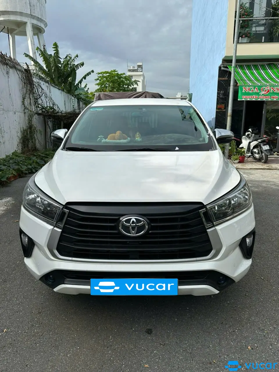 Toyota Innova E 2.0 MT 2021 - Ngoại thất 1