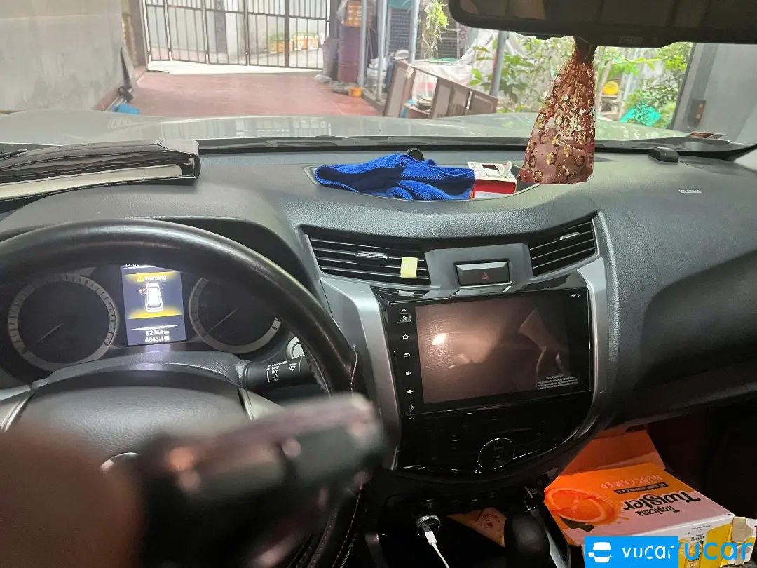 Nissan Terra V 2.5 AT 4WD 2019 - Nội thất 3