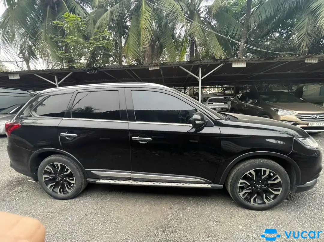 Mitsubishi Outlander 2.0 CVT 2020 - Ngoại thất 8