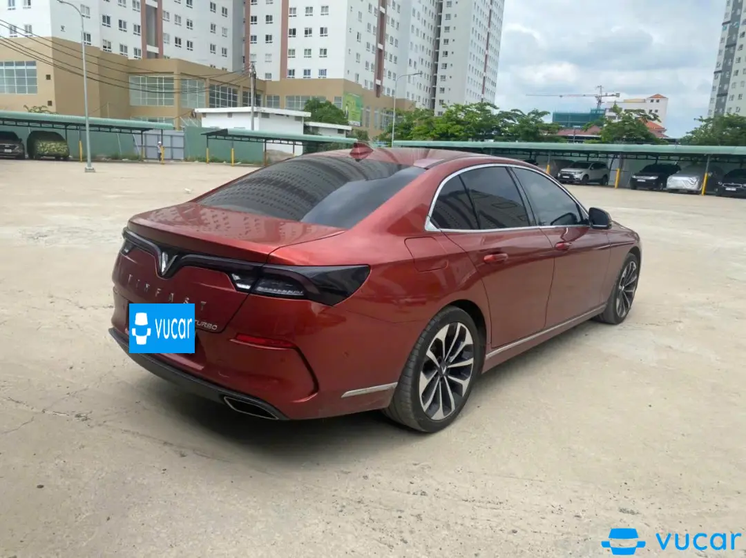 VinFast Lux a 2.0 Premium 2.0 AT 2021 - Ngoại thất 4