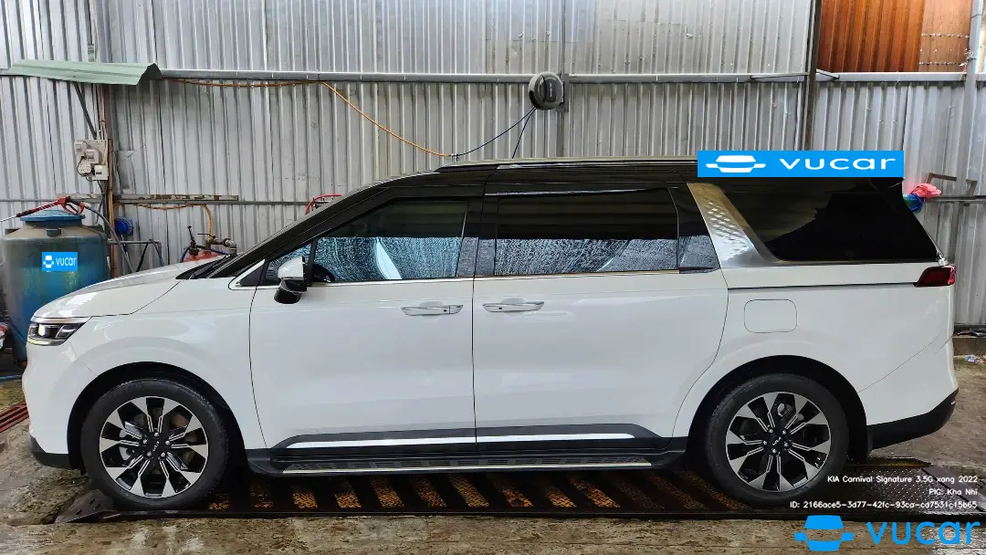 KIA Carnival Signature 3.5G xăng 2022 - Ngoại thất 2