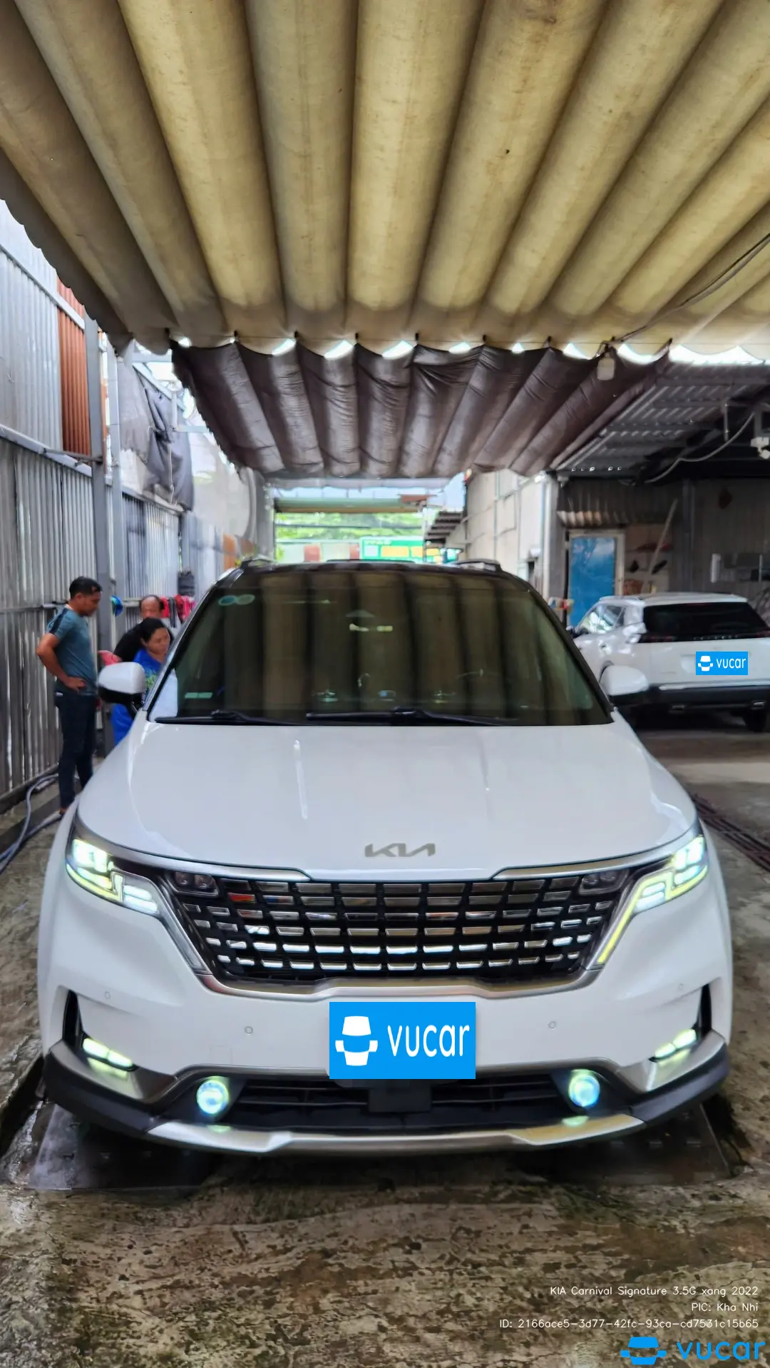 KIA Carnival Signature 3.5G xăng 2022 - Ngoại thất 1
