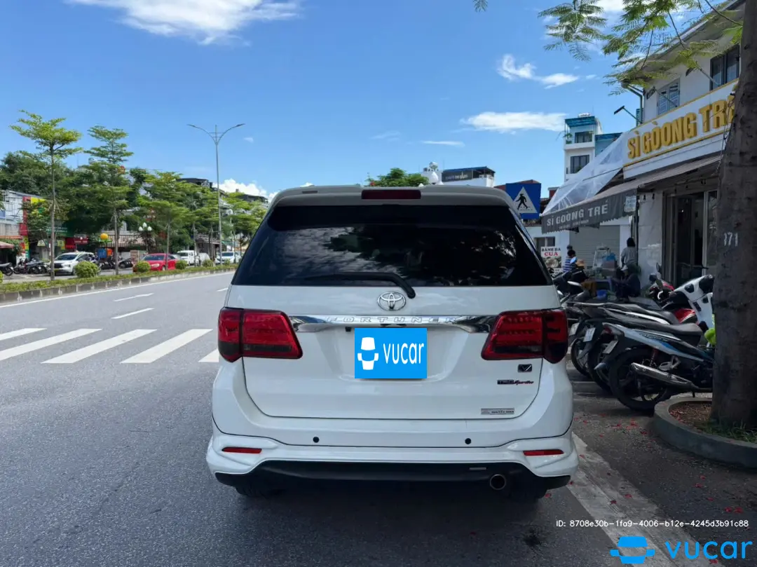 Toyota Fortuner Sportivo TRD 2.7V AT 2016 - Ngoại thất 4