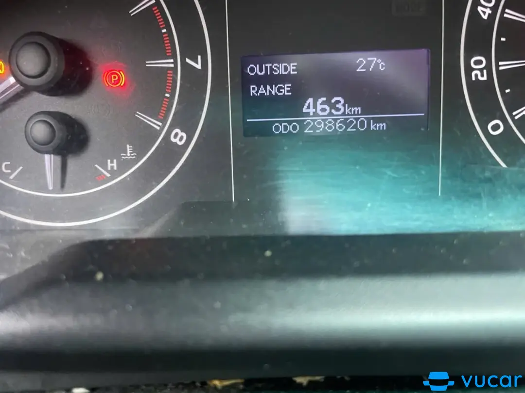 Toyota Innova 2.0E 2019 - Nội thất 2