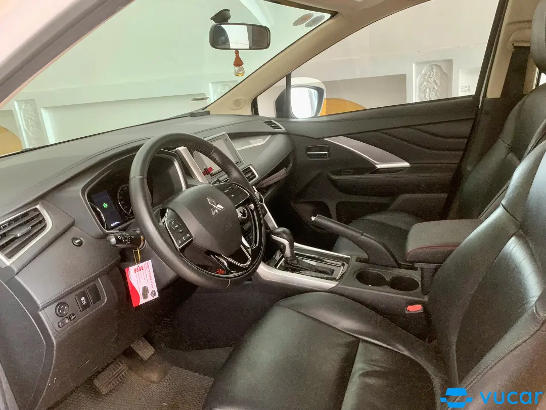 Mitsubishi Xpander 1.5 AT 2020 - Nội thất 1