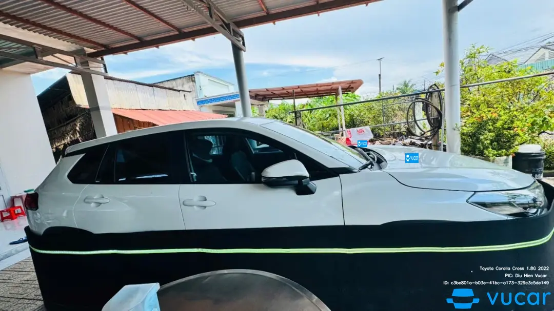 Toyota Corolla Cross 1.8G 2022 - Ngoại thất 2