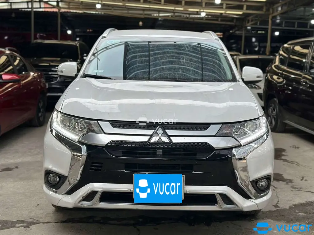 Ảnh xe Mitsubishi Outlander 2022