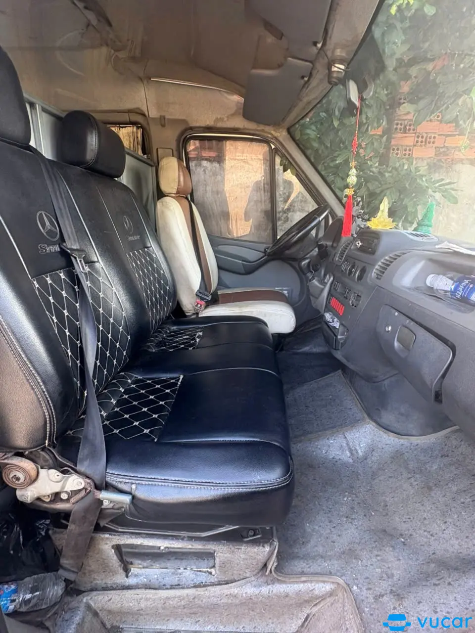 Mercedes-Benz Sprinter 2005 - Nội thất 2
