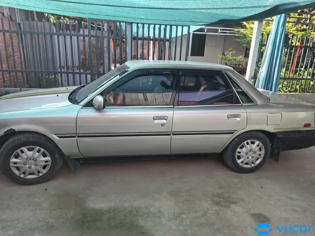 Camry N/a N/A 1987 - Ngoại thất 4
