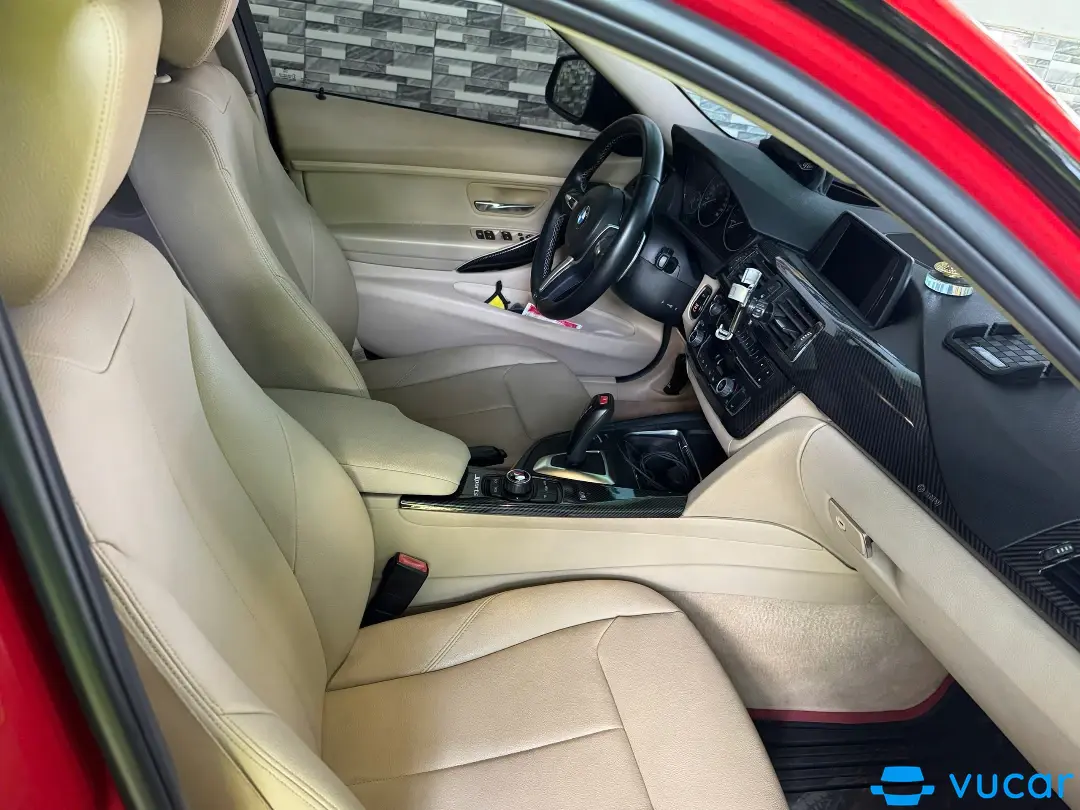 BMW 3 series 320i 2016 - Nội thất 1
