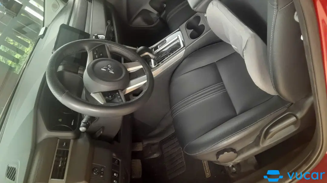 Mitsubishi Xpander Premium 1.5 AT 2025 - Nội thất 3
