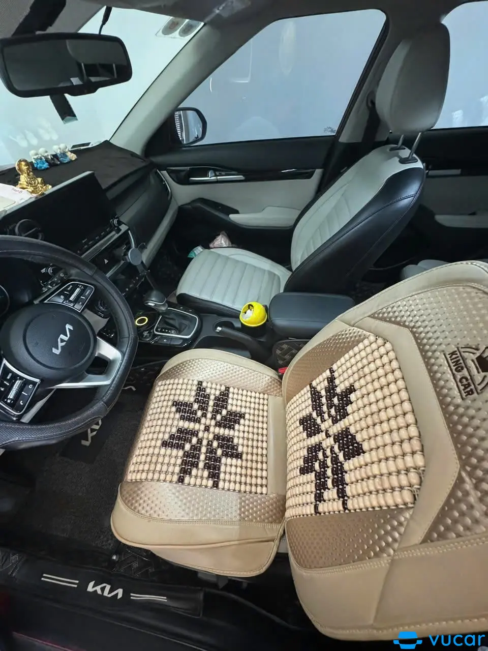 Kia Seltos Premium 1.4 AT 2023 - Nội thất 4
