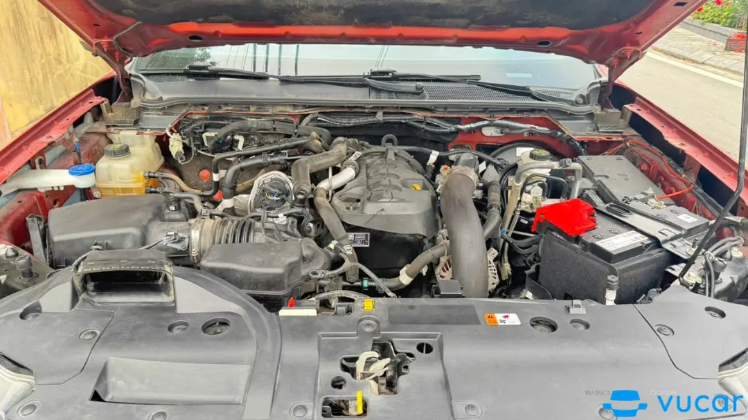 Ford Ranger XLS 4x2 AT 2023 - Khoang động cơ 1