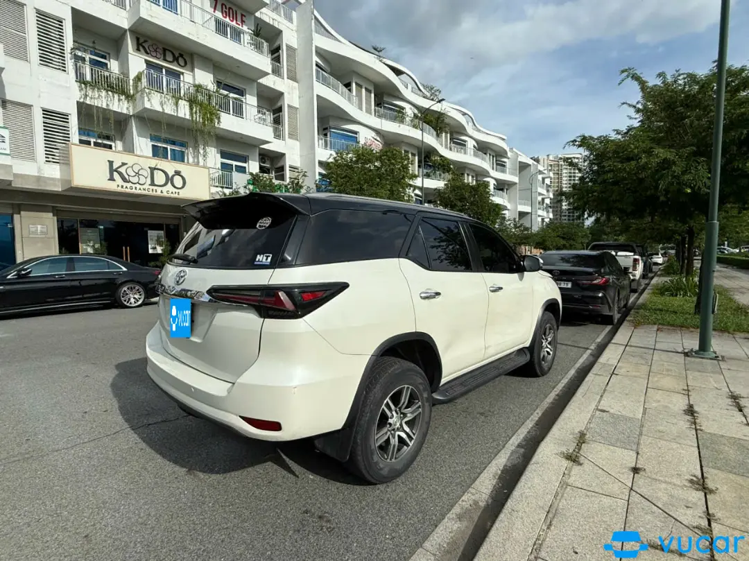 toyota fortuner 2019  - Ngoại thất 4