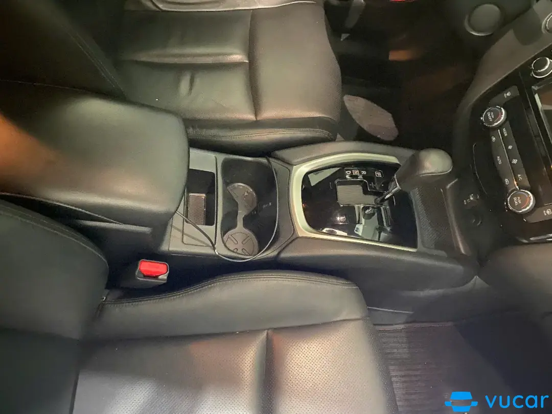 Nissan X trail 2.0 SL Premium 2018 - Nội thất 5