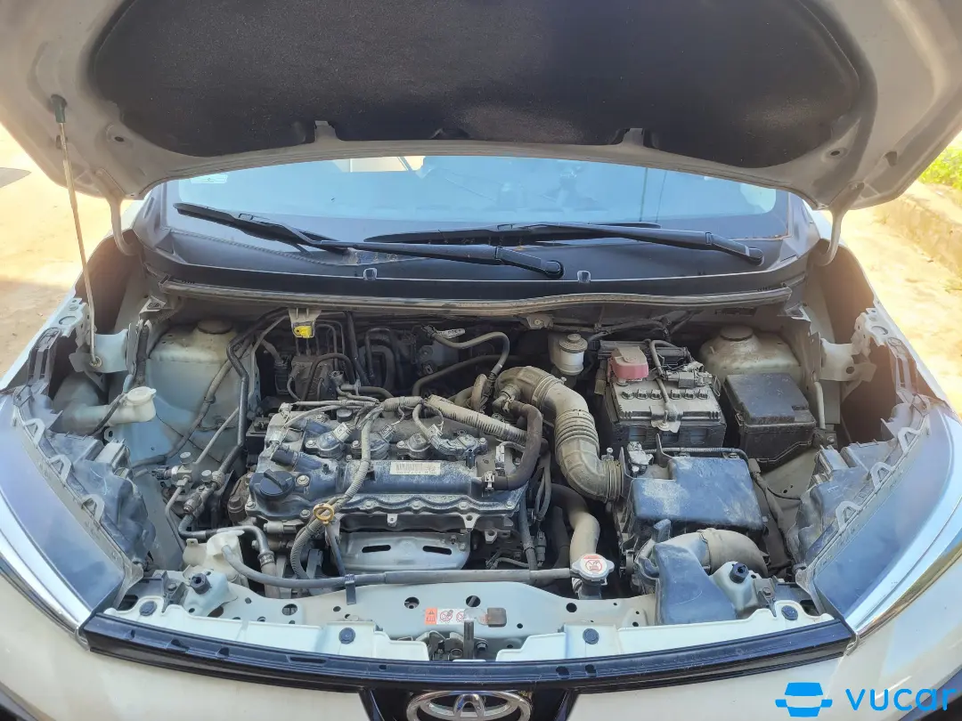 Toyota Avanza premio MT 2023 - Khoang động cơ 1