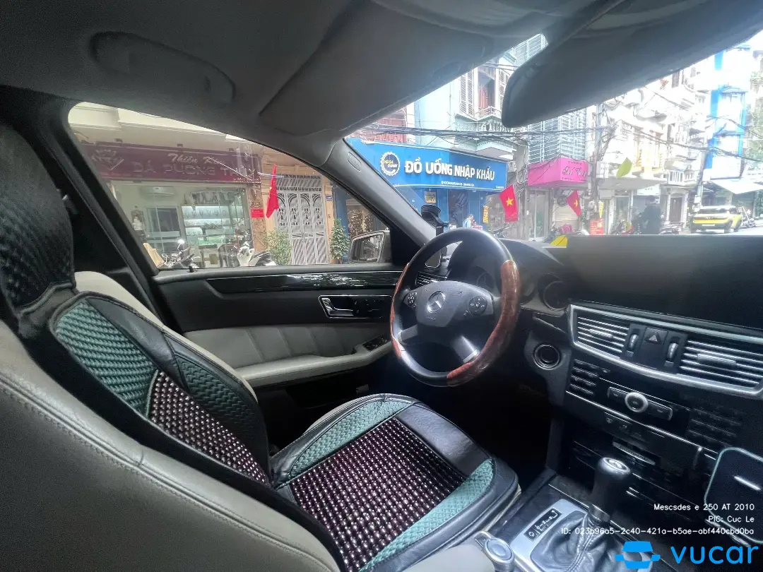 Mescsdes e 250 AT 2010 - Nội thất 3