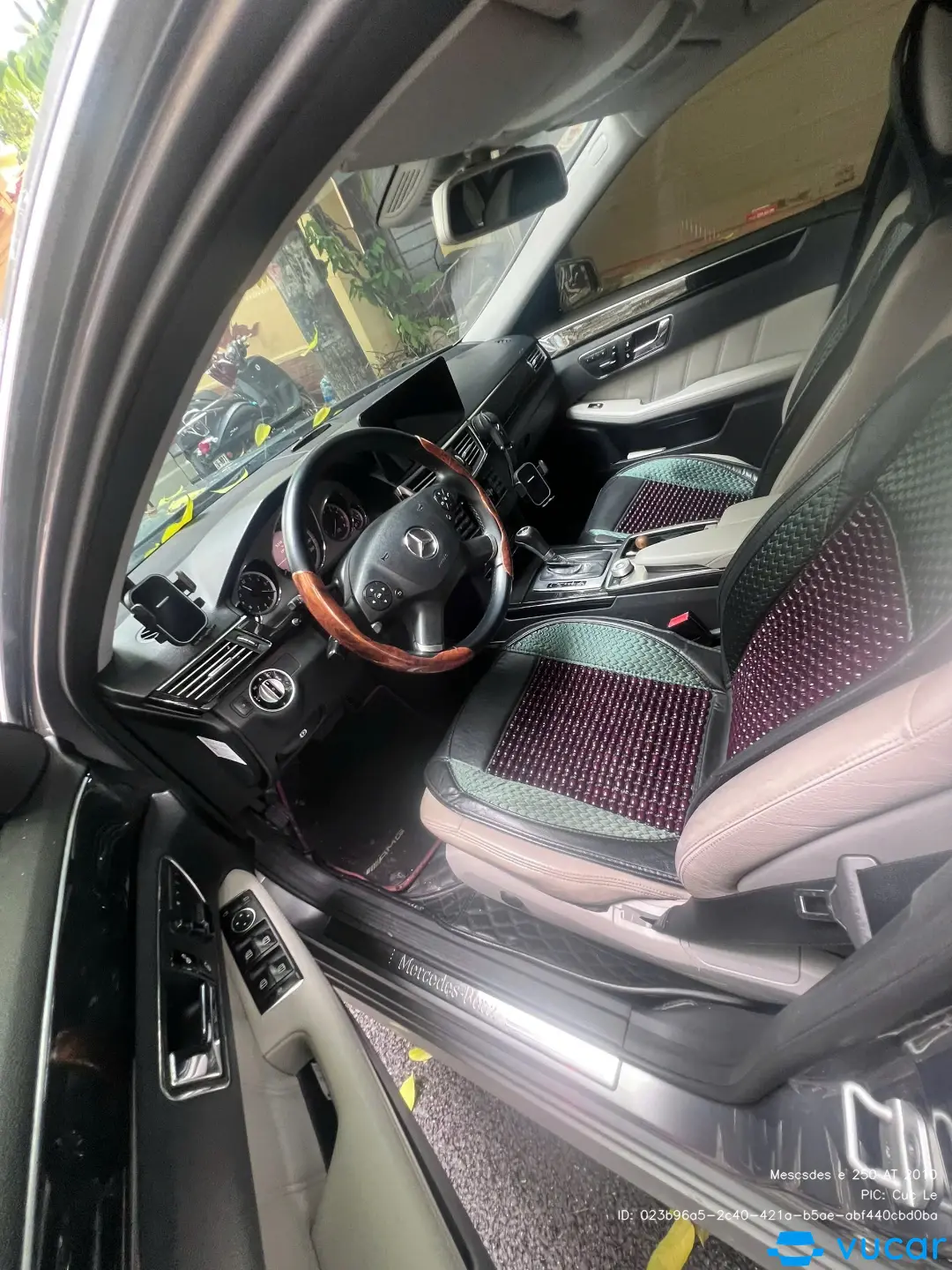 Mescsdes e 250 AT 2010 - Nội thất 5