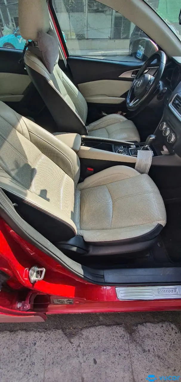 Mazda 3 1.5AT 2019 - Nội thất 5