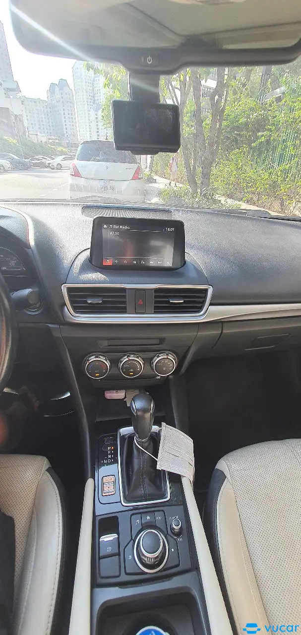 Mazda 3 1.5AT 2019 - Nội thất 1