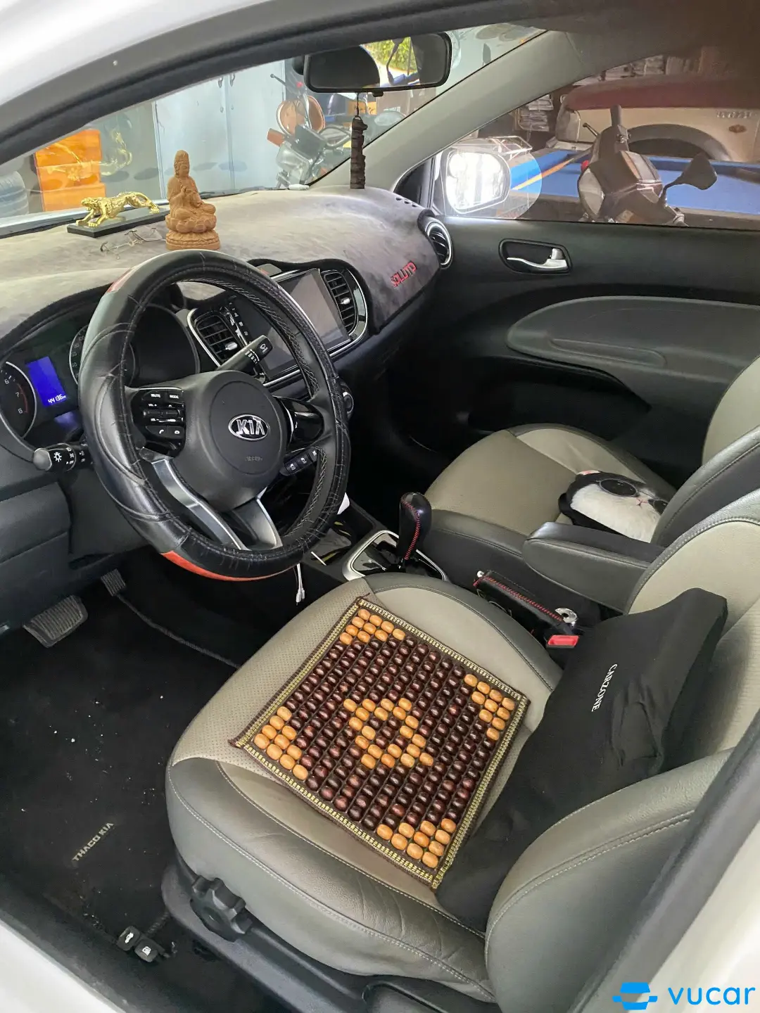 Kia Soluto 1.4 AT Deluxe 2020 - Nội thất 6