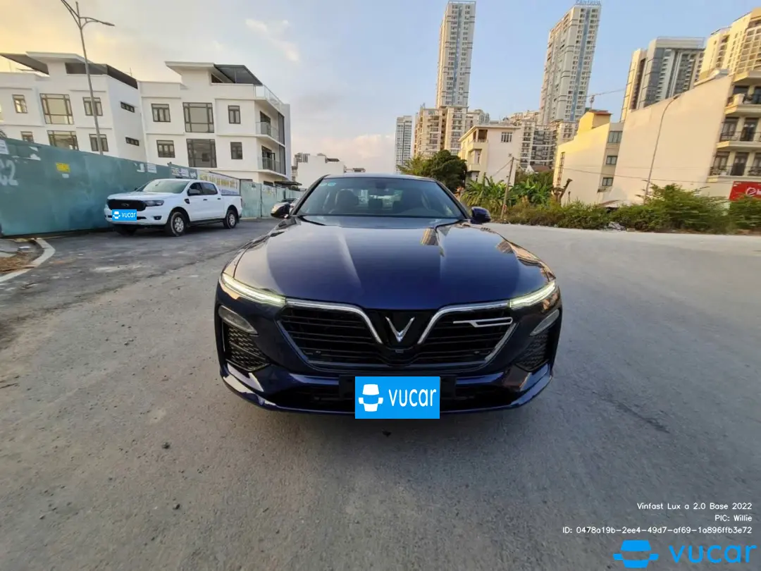 Vinfast Lux a 2.0 Base 2022 - Ngoại thất 8