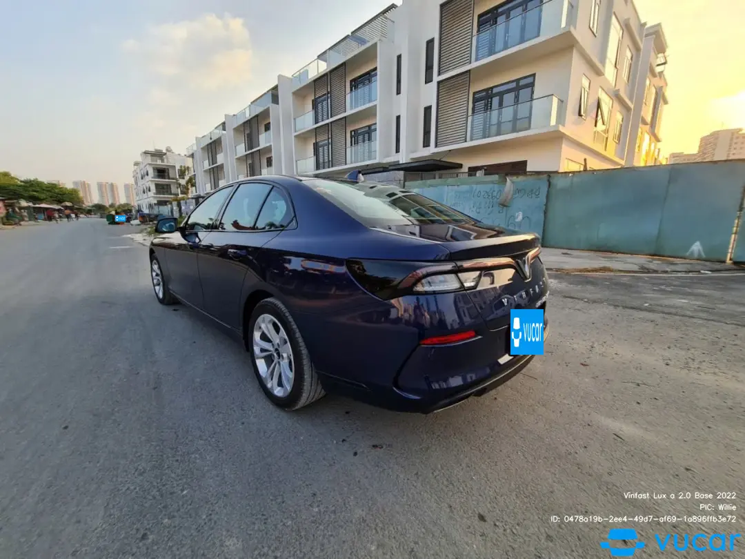 Vinfast Lux a 2.0 Base 2022 - Ngoại thất 11