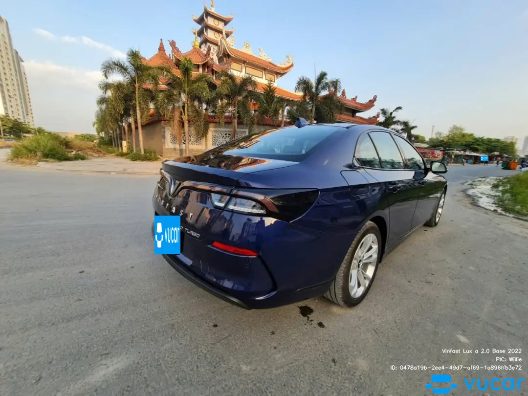 Vinfast Lux a 2.0 Base 2022 - Ngoại thất 13