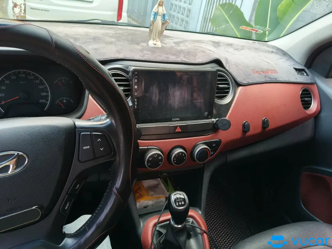 Hyundai i10 Grand 1.2 MT Base 2018 - Nội thất 5