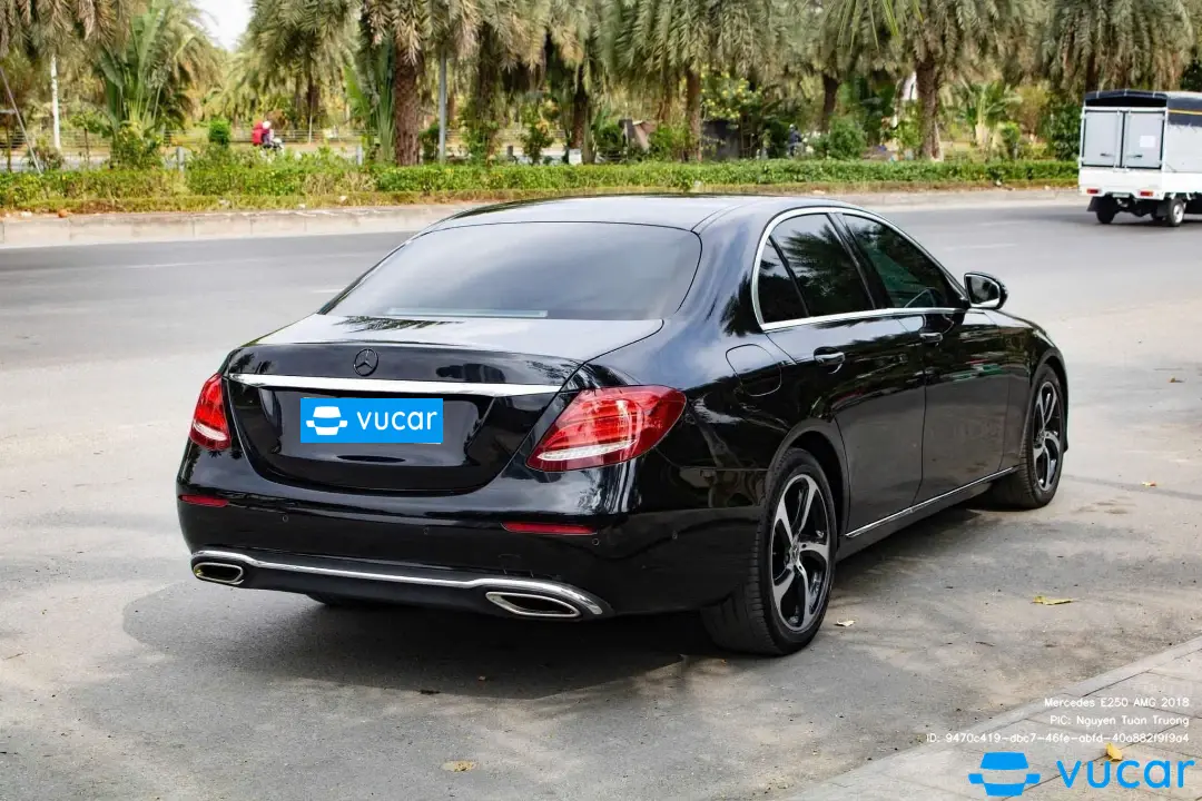 Mercedes E class E250 2018 - Ngoại thất 1