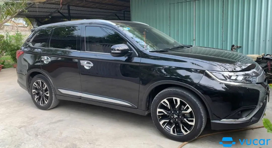 Mitsubishi Outlander 2.0 CVT Premium 2020 - Ngoại thất 5