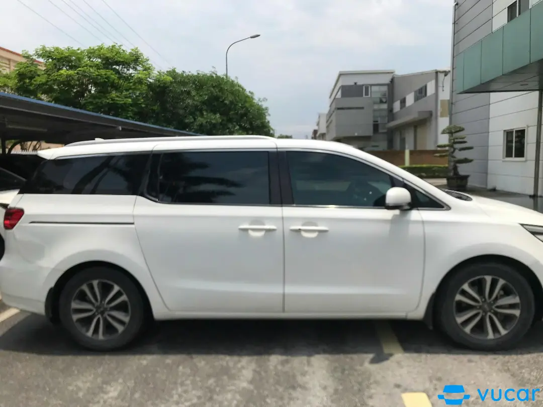 Kia Sedona 2018 - Ngoại thất 3