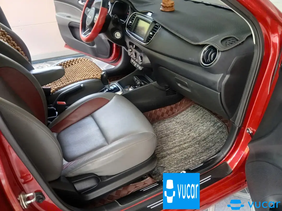 Kia Soluto 1.4 AT Luxury 2021 - Nội thất 5
