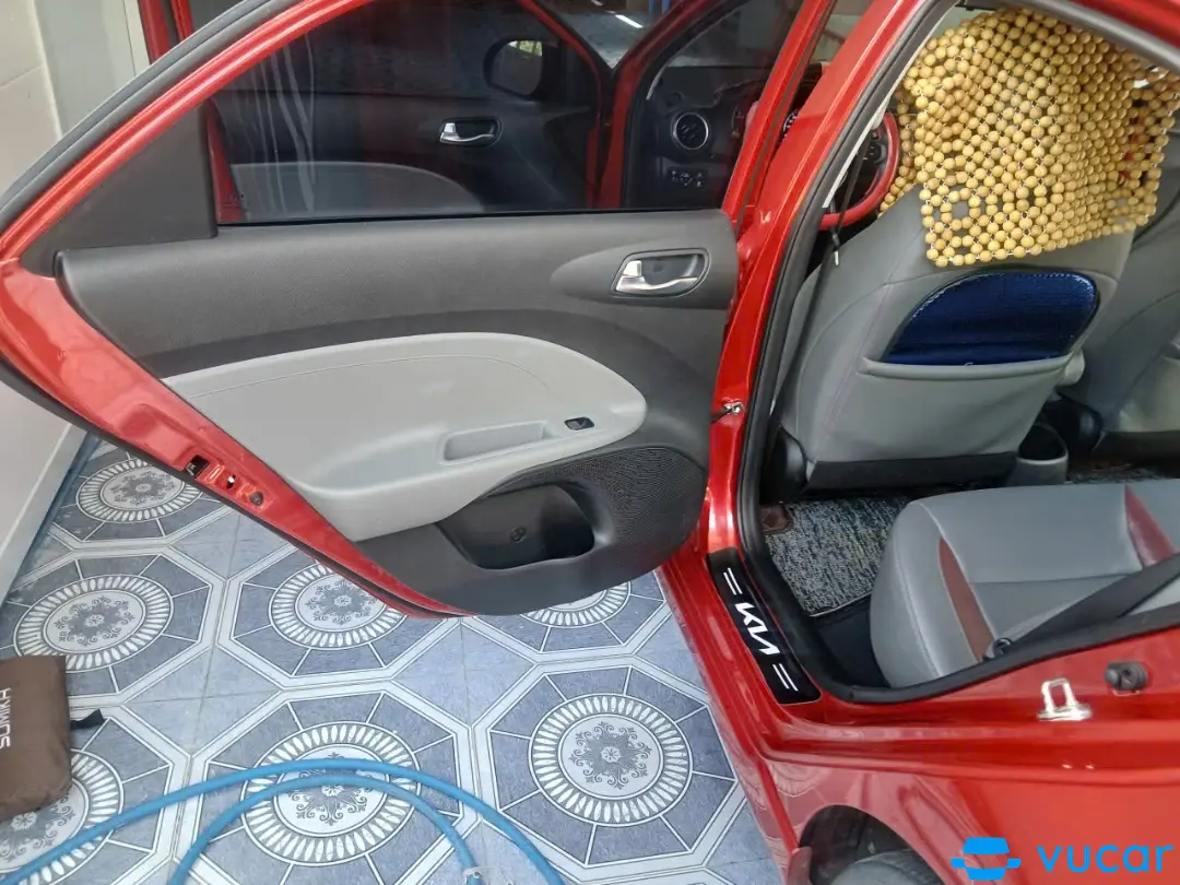 Kia Soluto 1.4 AT Luxury 2021 - Nội thất 11