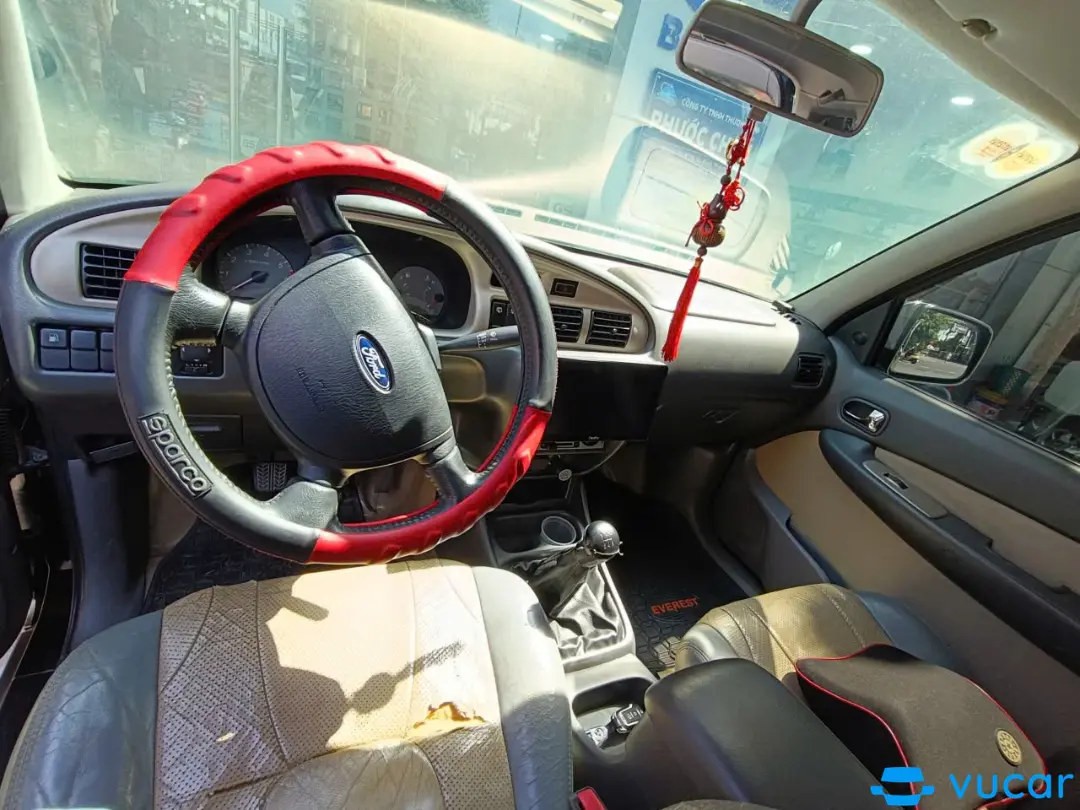 Ford Everest 2.6L 4x2 MT 2006 - Nội thất 1