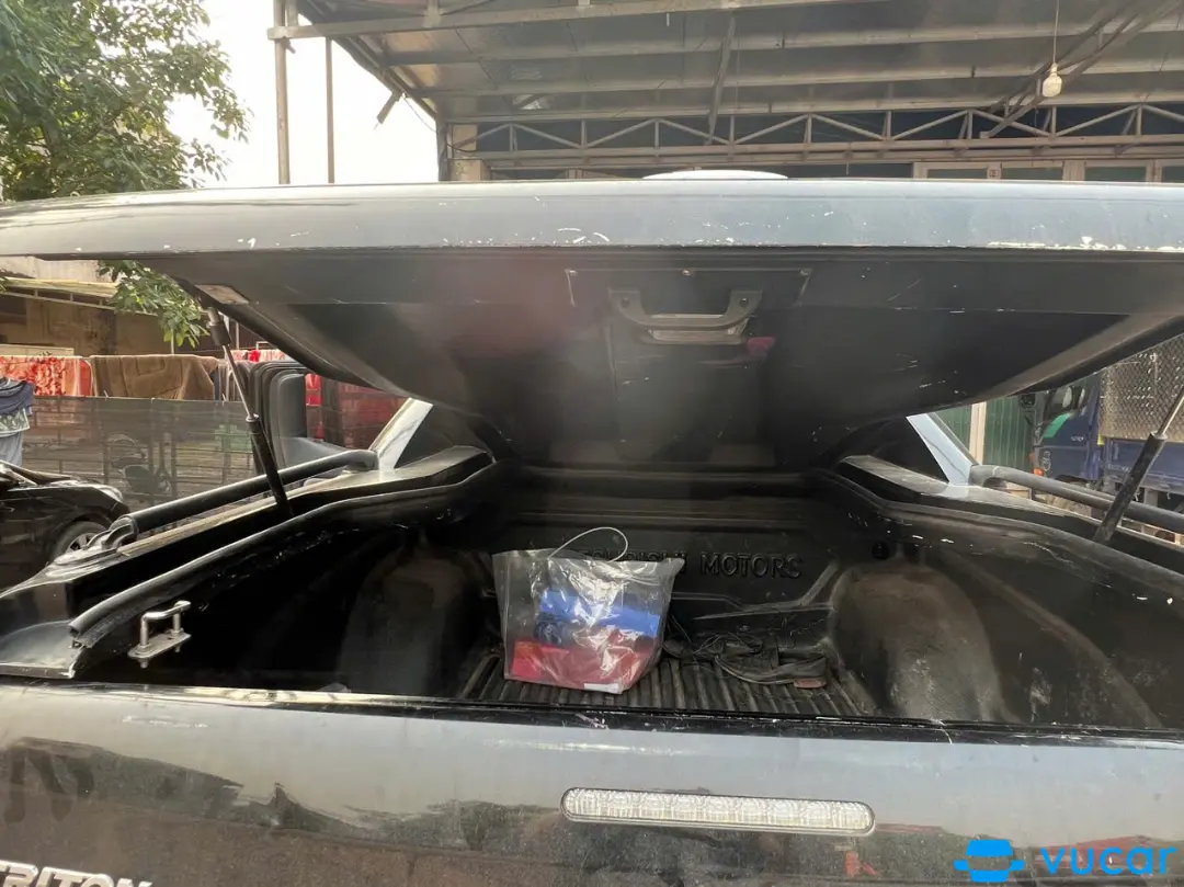 Mitsubishi Triton 4x2 AT Mivec 2017 - Ngoại thất 4