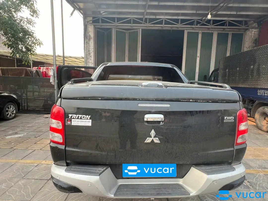 Mitsubishi Triton 4x2 AT Mivec 2017 - Ngoại thất 1