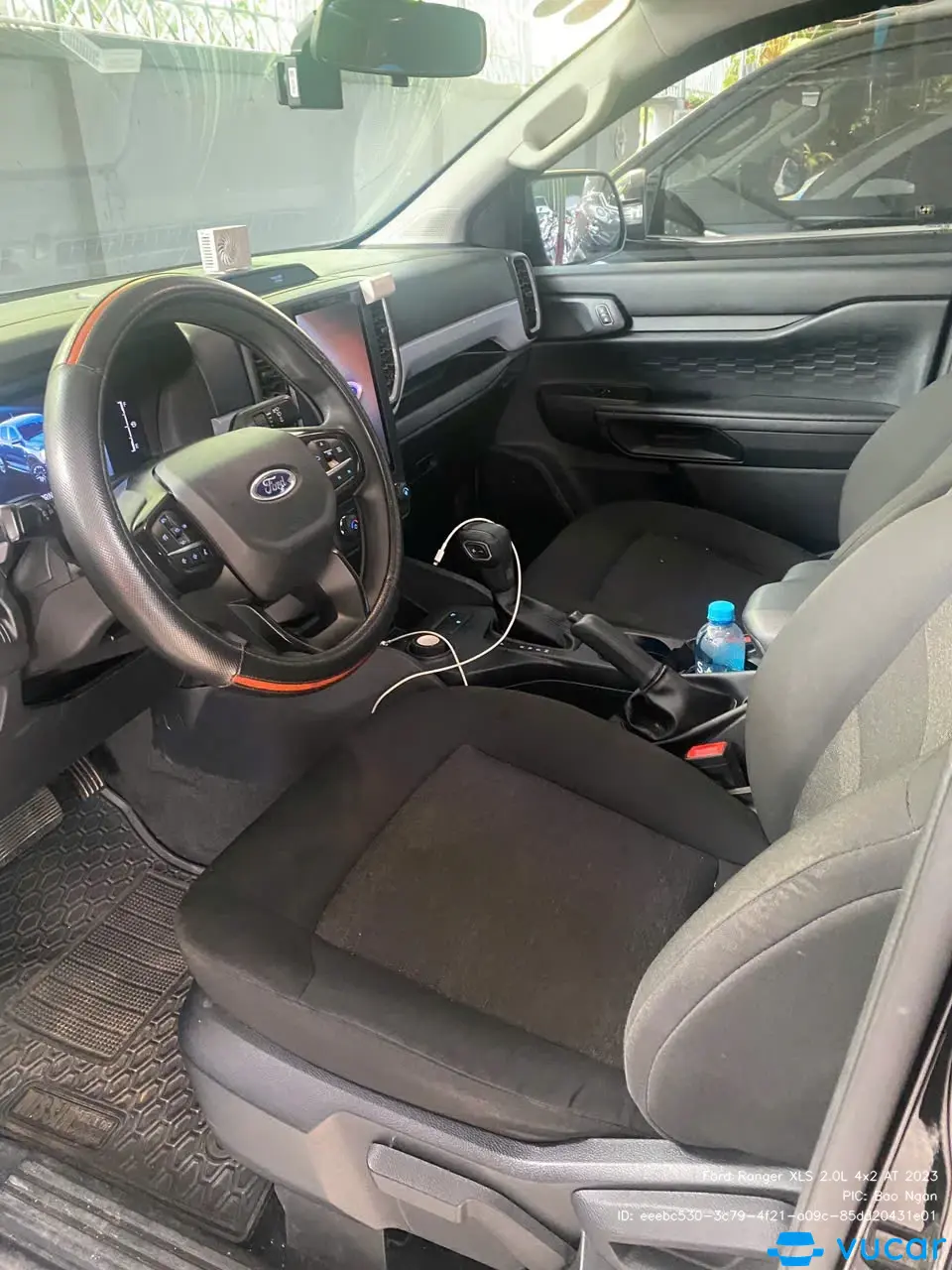 Ford Ranger XLS 2.0L 4x2 AT 2023 - Nội thất 3