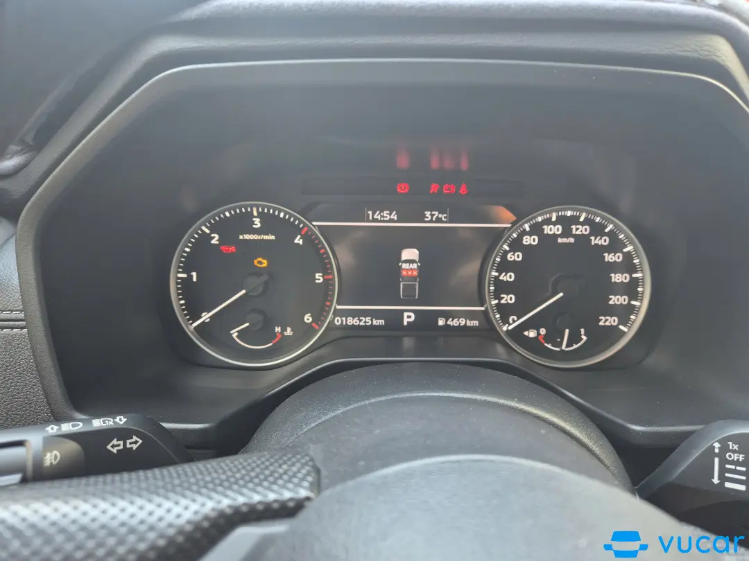 Mitsubishi Triton GLX 2WD AT 2025 - Nội thất 3