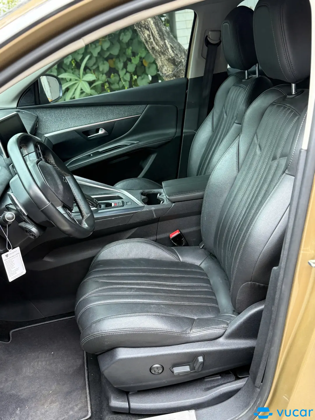 Peugeot 3008 2020 - Nội thất 11