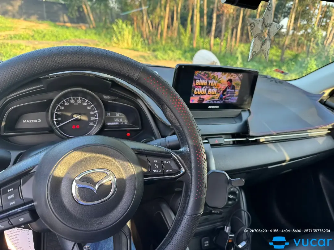 Mazda 2 1.5 AT 2020 - Nội thất 2