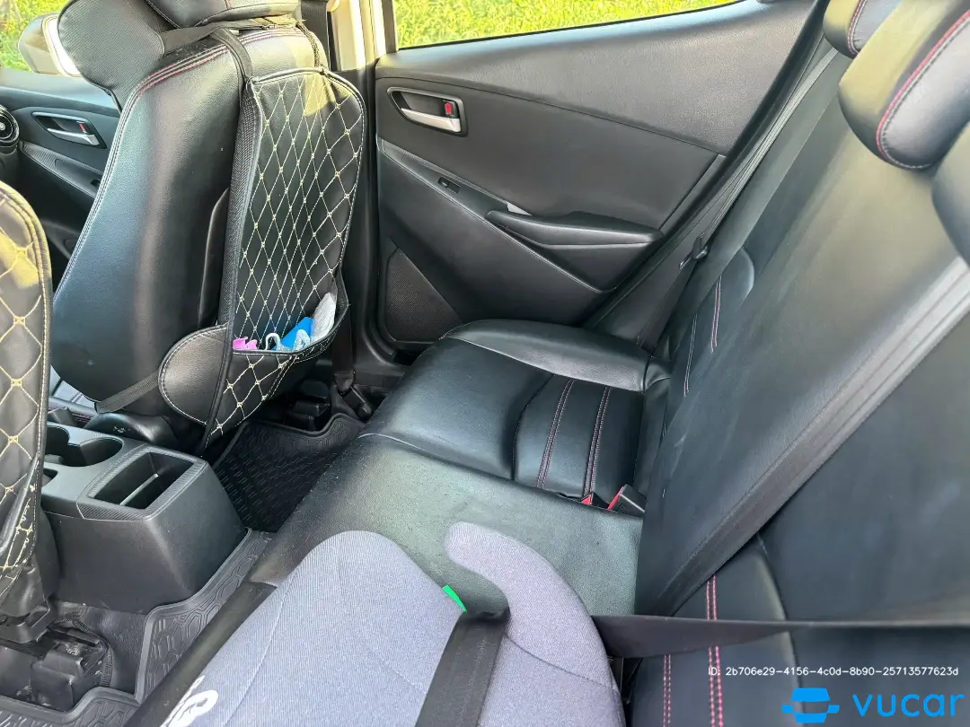Mazda 2 1.5 AT 2020 - Nội thất 7
