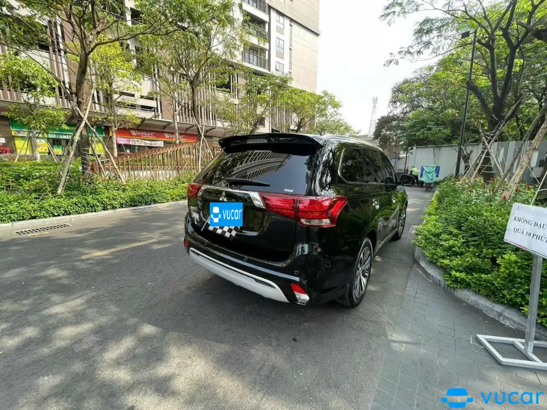 Mitsubishi Outlander 2023 - Ngoại thất 5