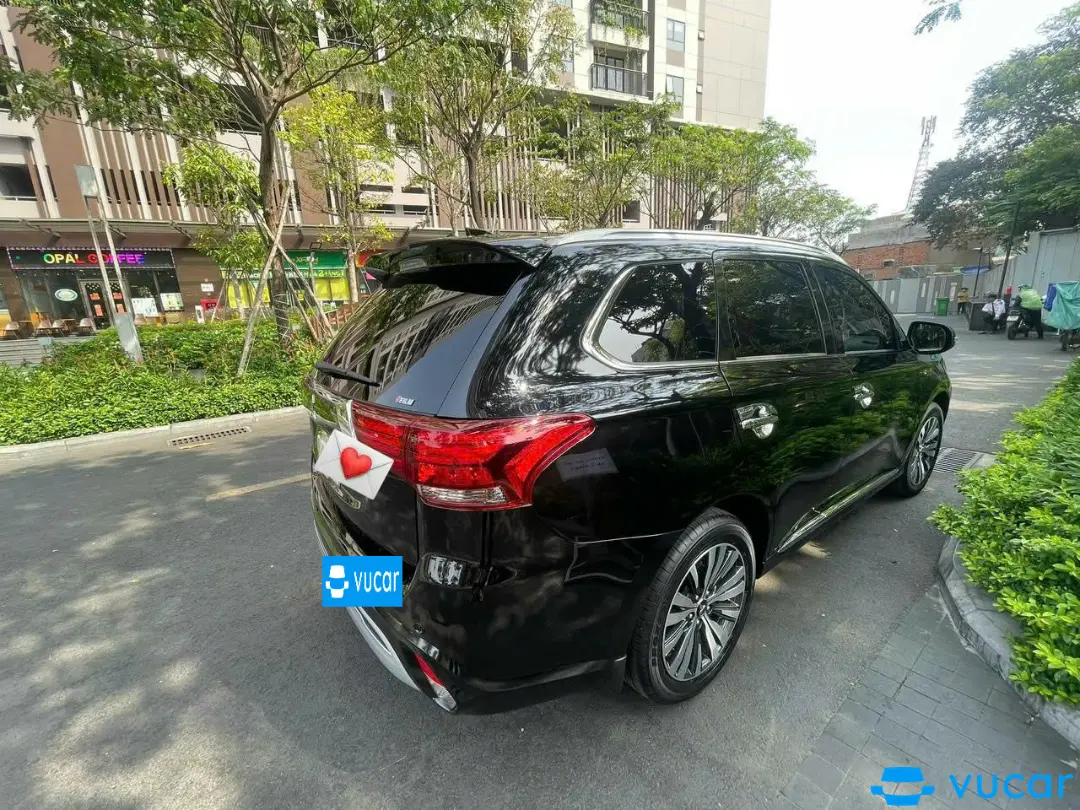 Mitsubishi Outlander 2023 - Ngoại thất 2