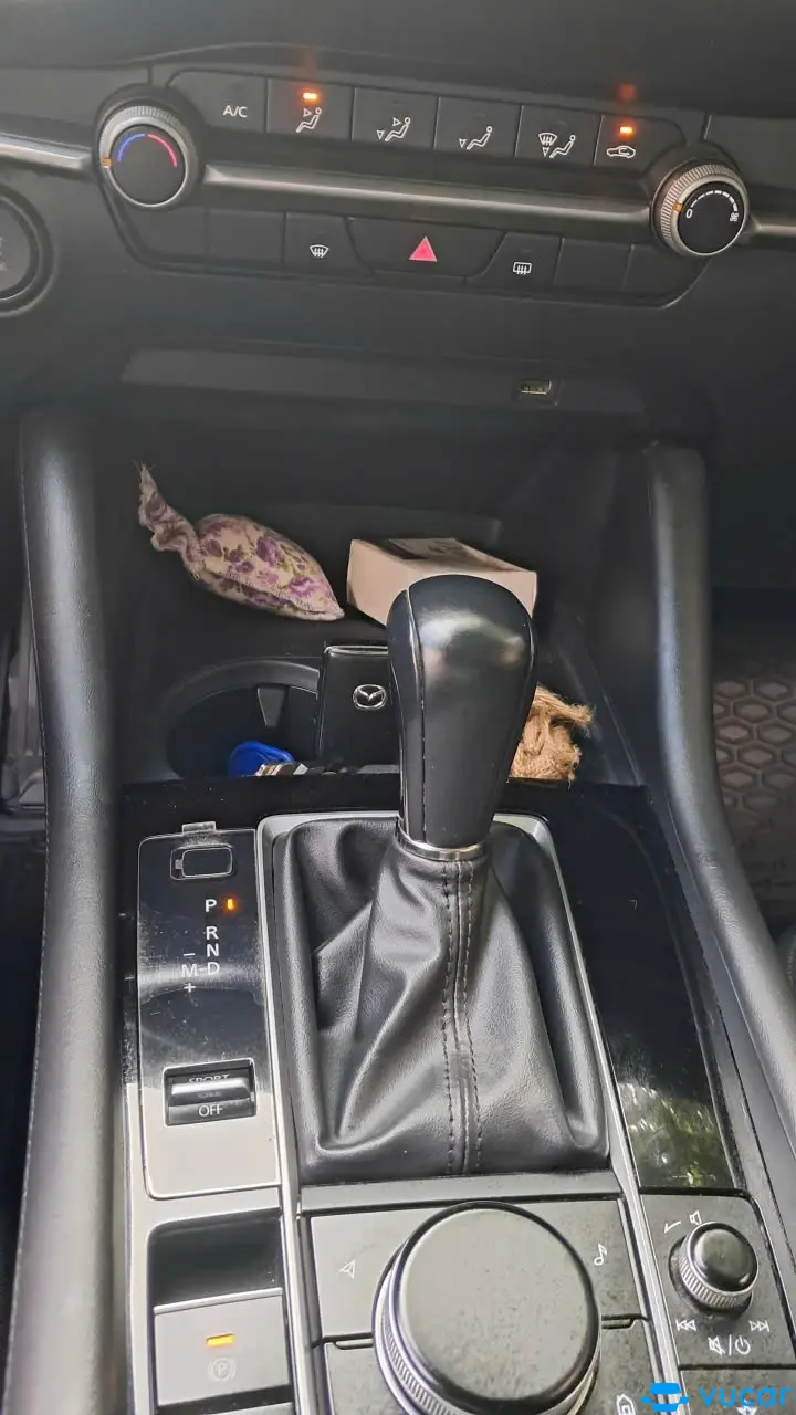 Mazda 3 1.5L Deluxe 2022 - Nội thất 2