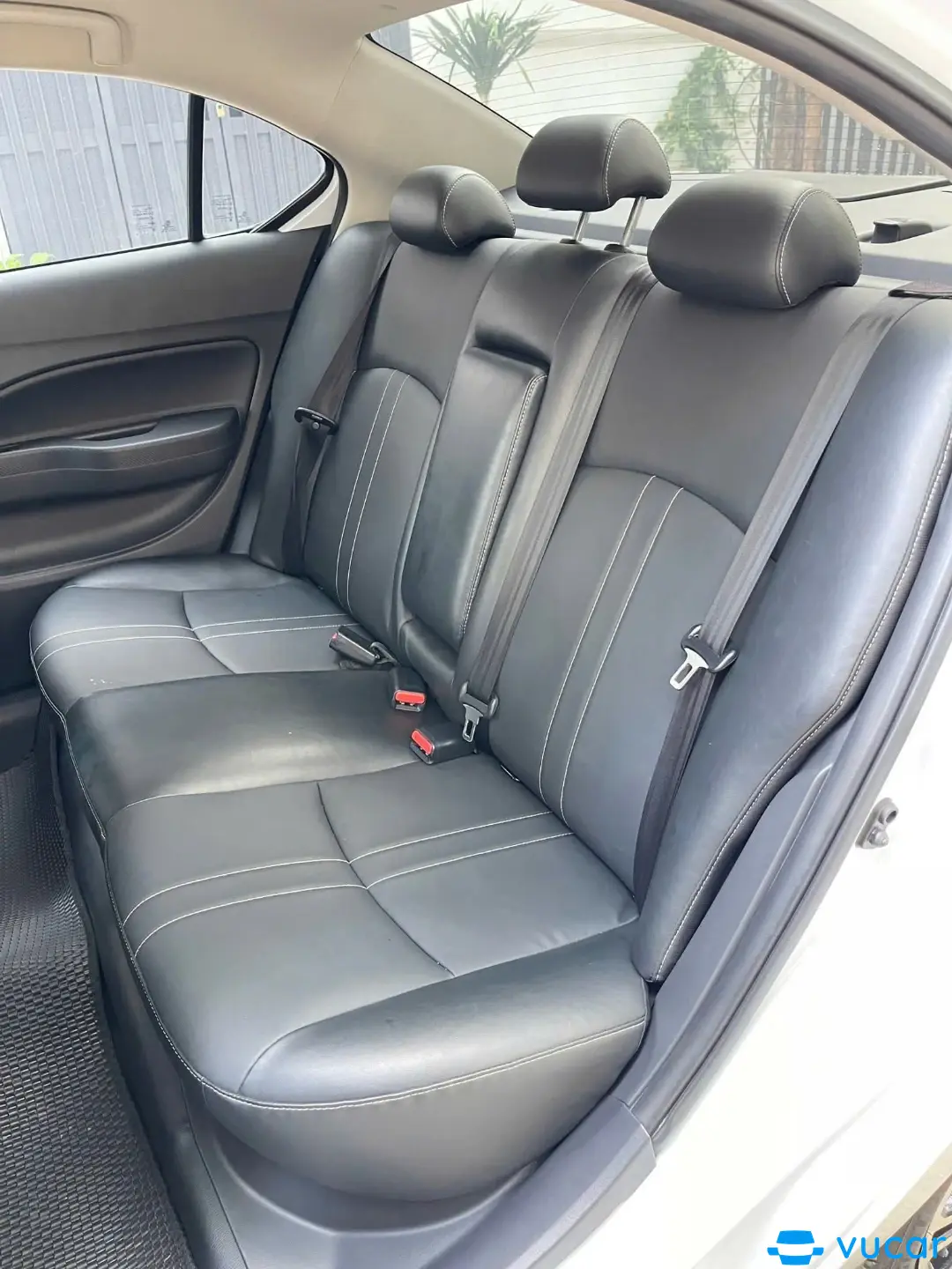 Mitsubishi Attrage Premium 1.2 CVT 2023 - Nội thất 4
